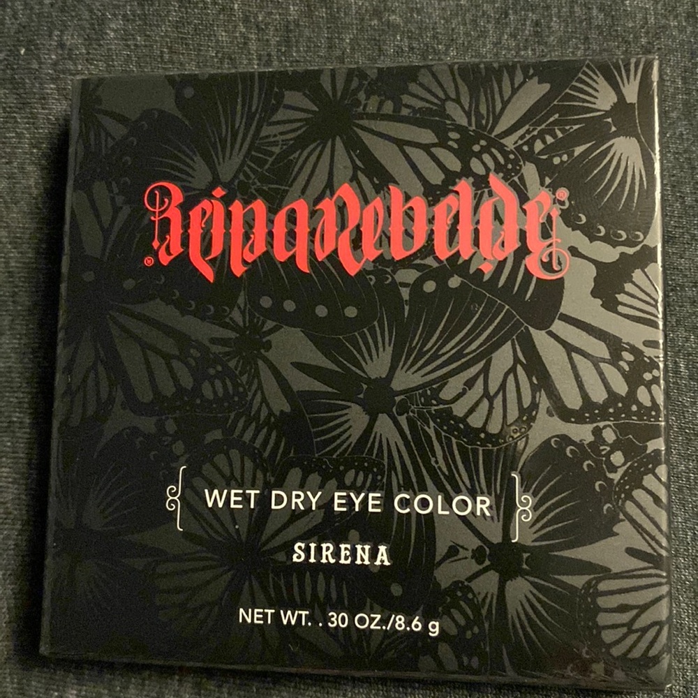 Reina Rebelde ‘Sirena’ 🎉2X❤️HP❤️🎉 eyeshadow palette